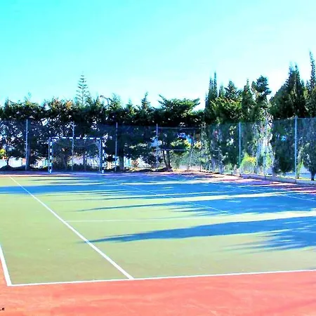 Albufeira-windmill Hill * אלבופיירה