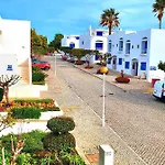 Albufeira-windmill Hill